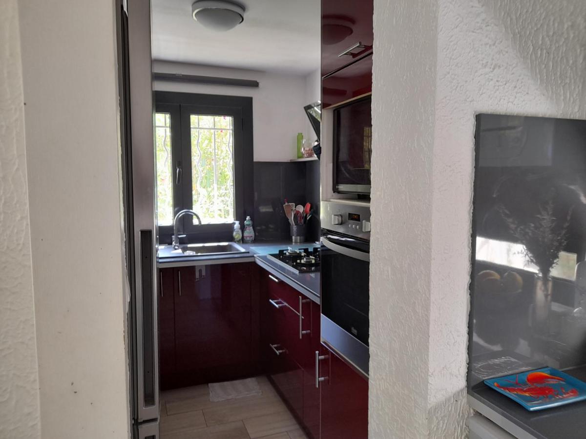 Chez Bea Apartment Люмио Екстериор снимка